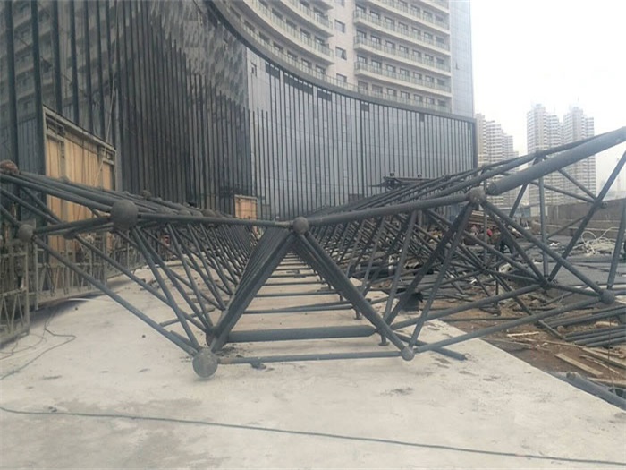 崇文万豪酒店雨棚网架